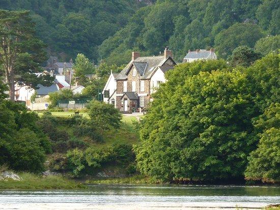The Teifi Netpool Inn Restaurant