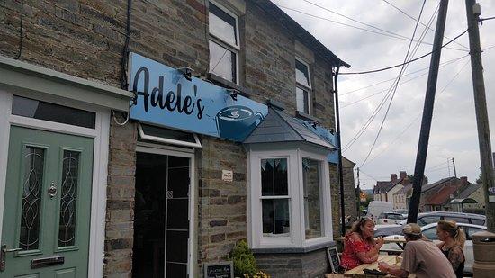 Adele's Cafe
