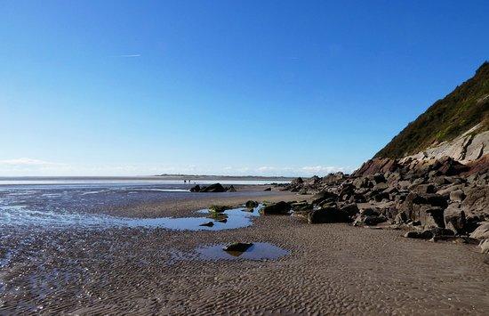 Llansteffan Beach
