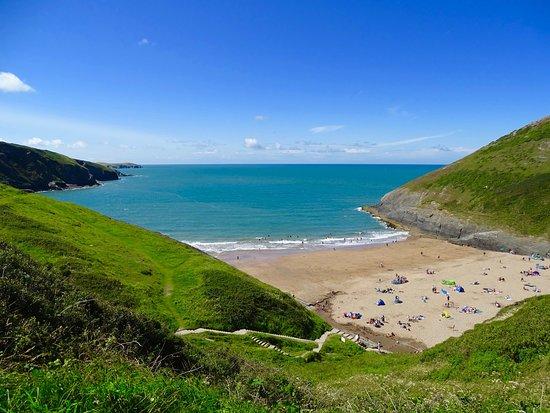 Mwnt Beach