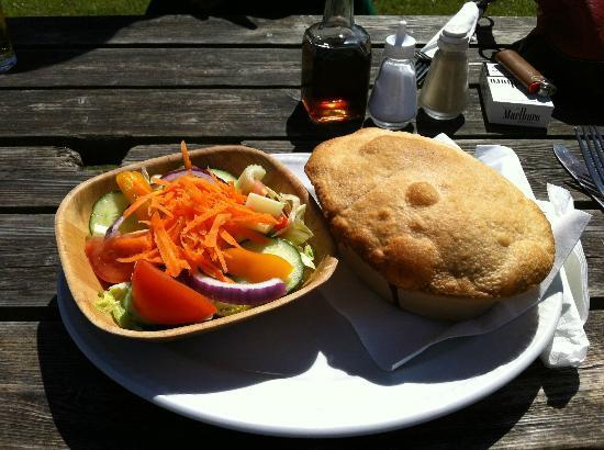 The Carew Inn
