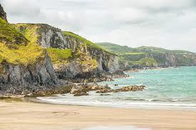 Pwllgwaelod Beach